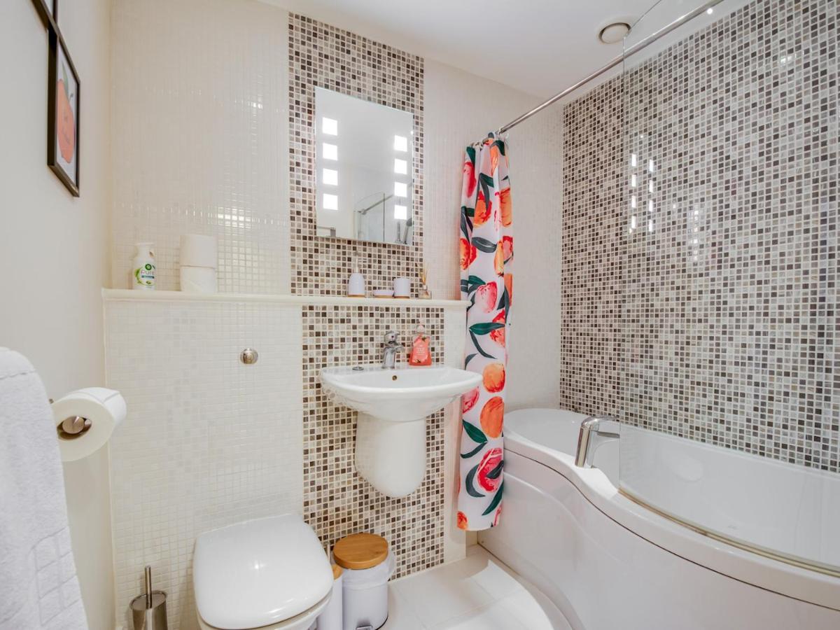 Pass The Keys Quiet 2-Bed Apartment On The Ground Floor Canterbury Buitenkant foto