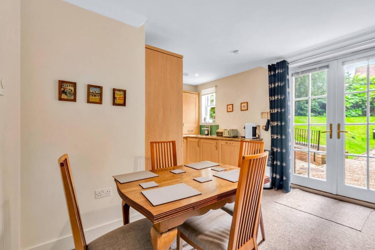Pass The Keys Quiet 2-Bed Apartment On The Ground Floor Canterbury Buitenkant foto