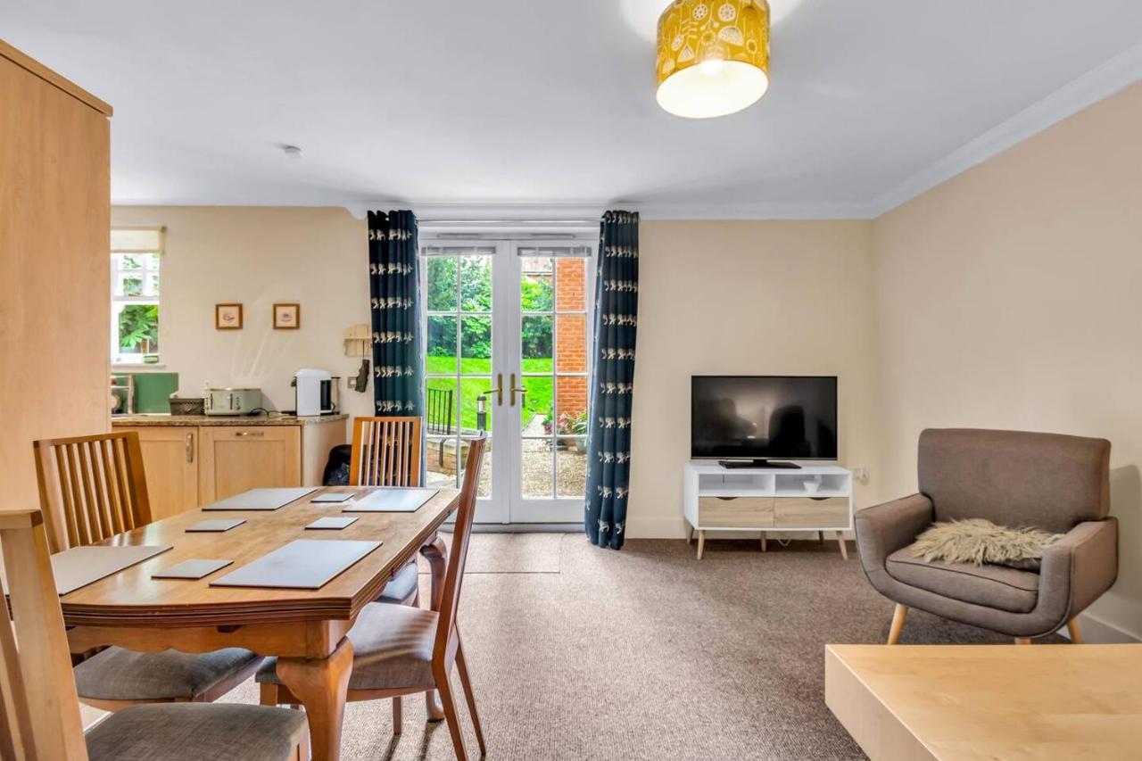 Pass The Keys Quiet 2-Bed Apartment On The Ground Floor Canterbury Buitenkant foto